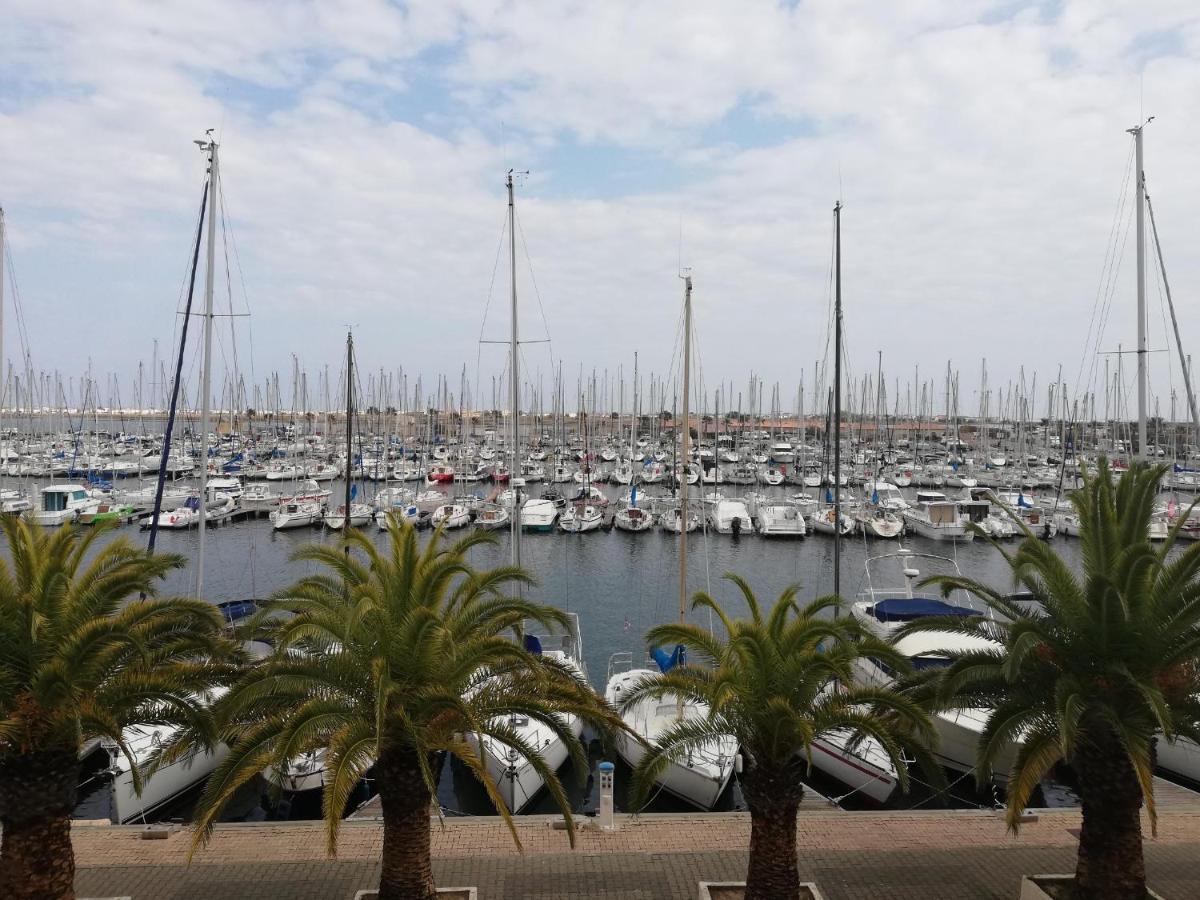 T2 Sur Le Port Avec Parking Leilighet Gruissan Eksteriør bilde